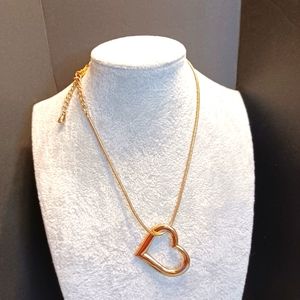 Ladie's Gold Necklace